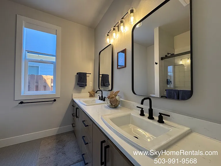 3930 Horner Ln N — Photo 10