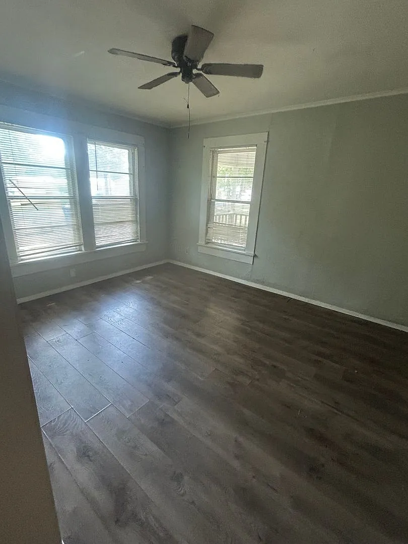 Charming home in the heart of Waskom — Photo 2
