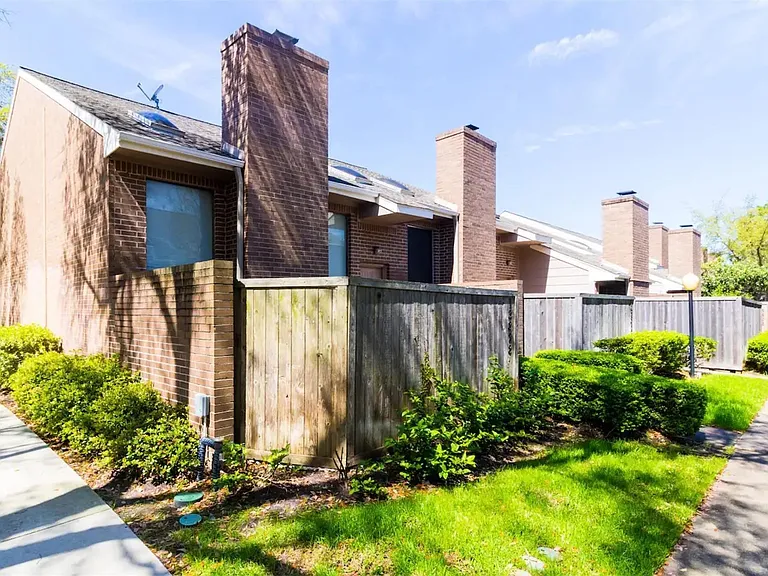 13828 Hollowgreen Dr #201 — Photo 1