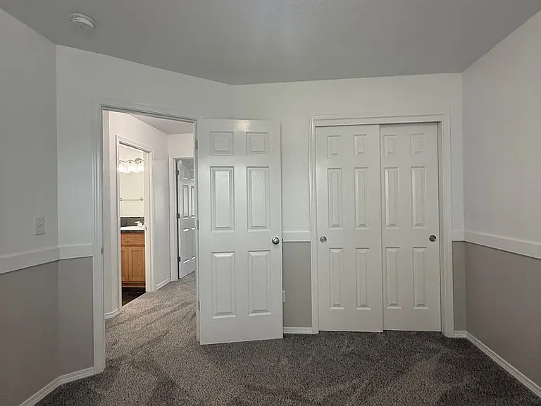 1709 W 30th Ave — Photo 11