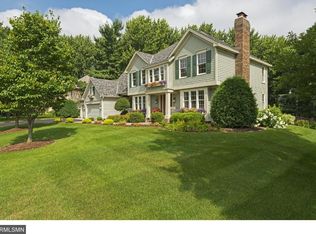 8854 Inverness Rd, Woodbury, MN 55125