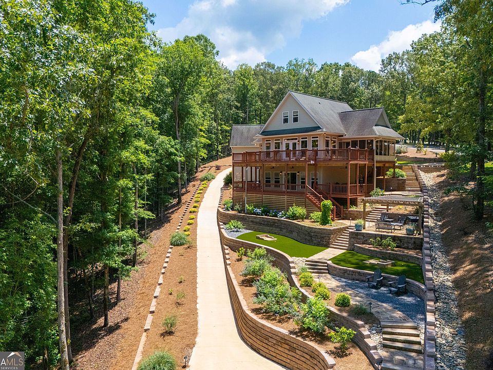1st image of 70 Camellia Ln