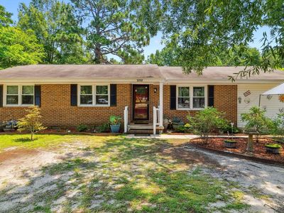 1202 Crest Drive, Aberdeen, NC, 28315