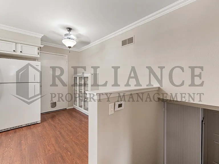 1440 N Community Dr — Photo 7