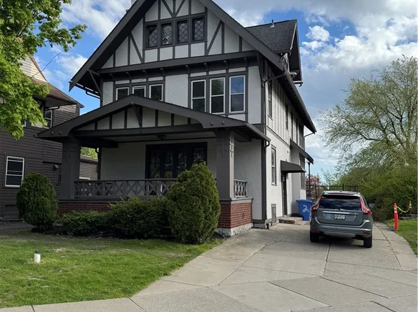 2 Agassiz Cir, Buffalo, NY