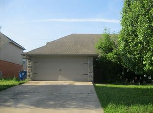 2905 SW Deerfield Blvd, Bentonville, AR 72712