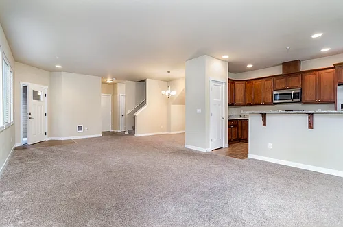 1623 Burnside Pl Photo 1