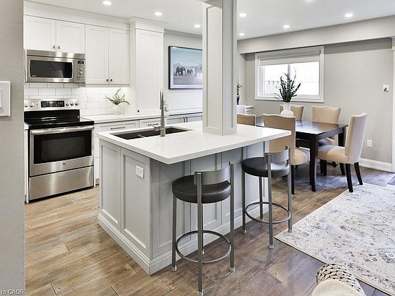 5th image of 1558 Lancaster Dr #66