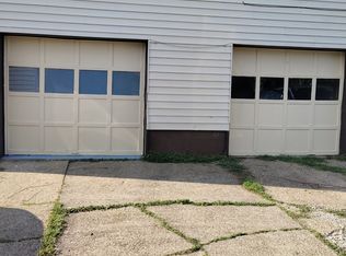 31 Cedar Ave APT 4, Aliquippa, PA