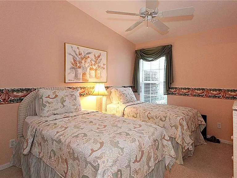 322 Melrose Pl #31 — Photo 10