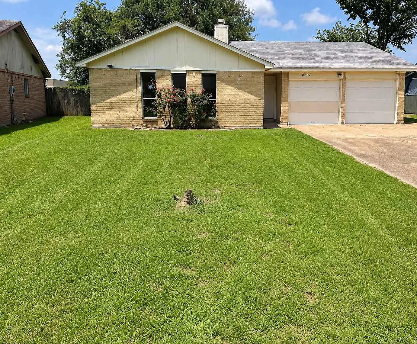 3 bed, 2.0 bath, 1470 sqft, $1,899 — Photo 1