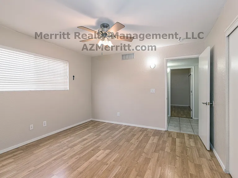 1646 N Mountain View Ave — Photo 22