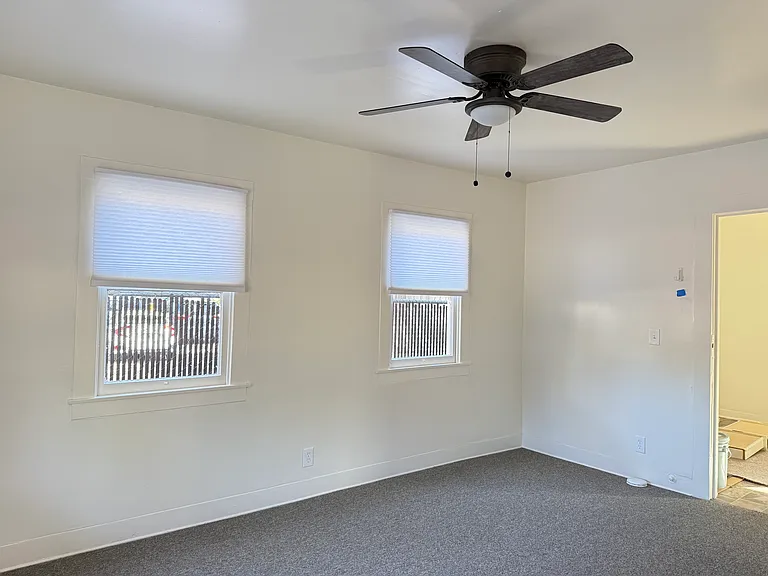 1137 Carmel St — Photo 6