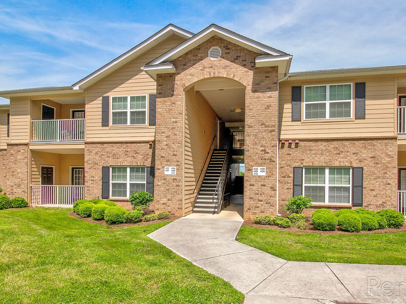 Holston Ridge Apartments — Photo 3
