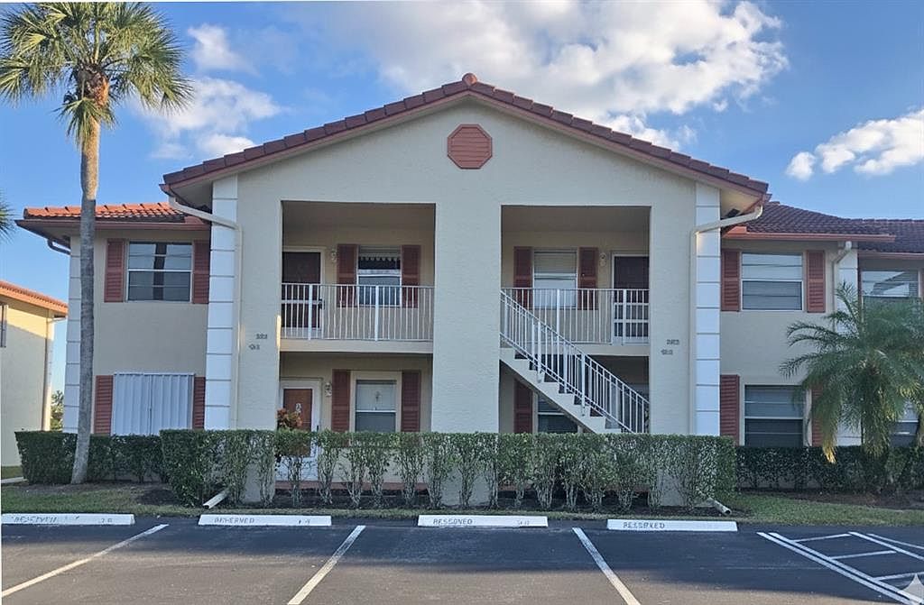 3001 Holiday Springs Blvd #102