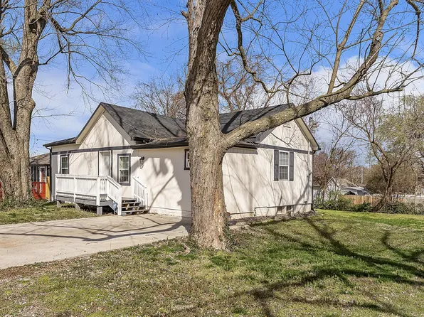 2517 W Phelps Street, Springfield, MO 65802