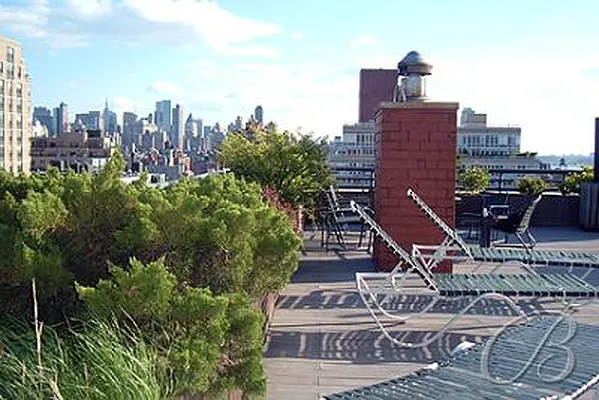 Rented by Bellmarc Realty | media 4