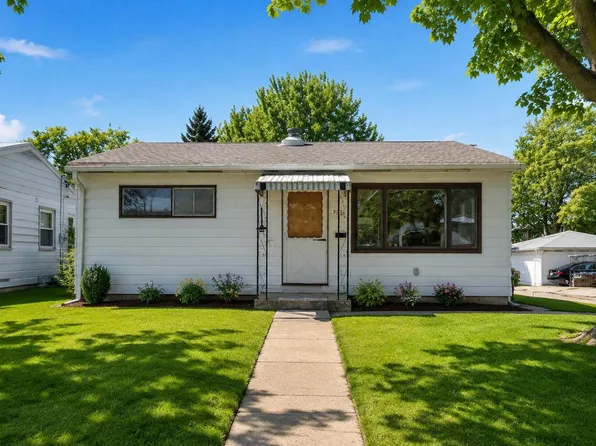 3521 S 22nd STREET, Milwaukee, WI 53221