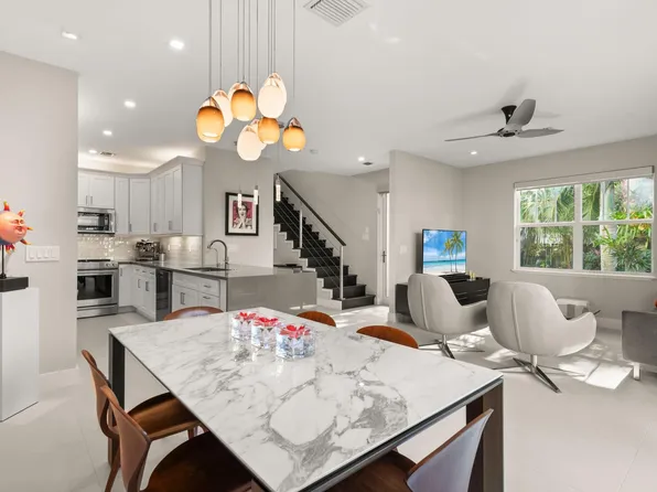 420 SW 14th Court, Fort Lauderdale, FL 33315