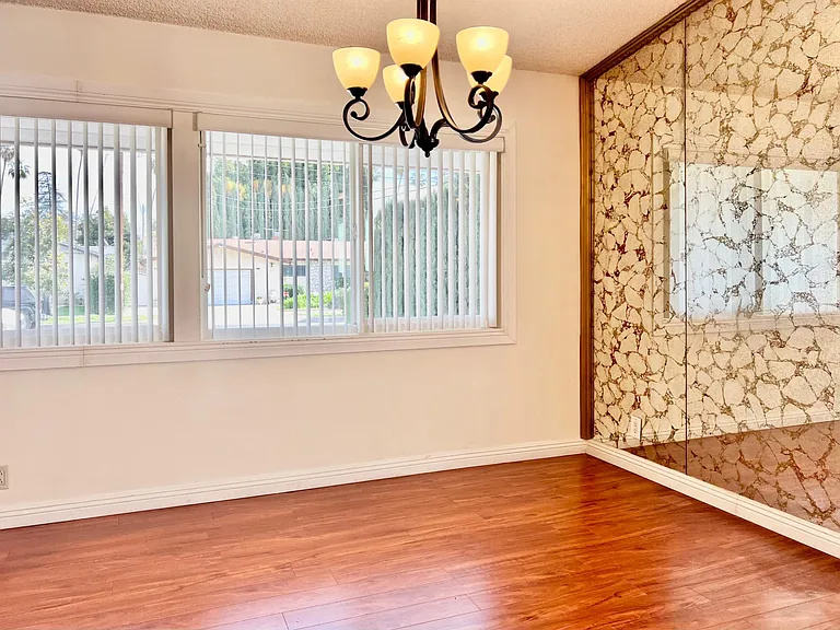 6725 Lennox Ave — Photo 16