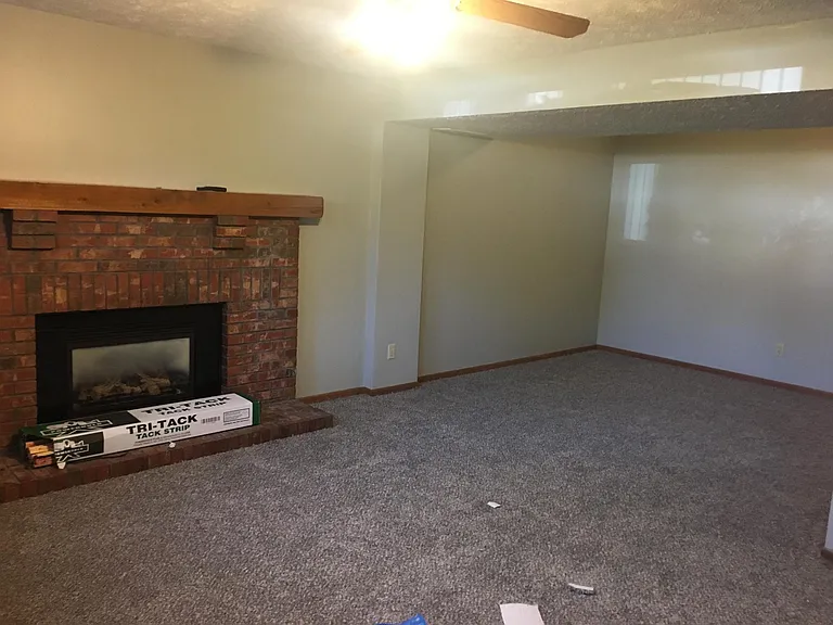 13537 Valley St — Photo 9