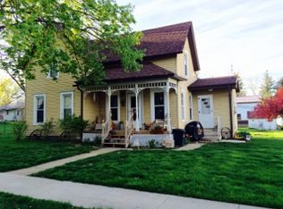 709 6th St, Gladbrook, IA 50635