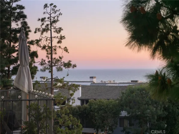 102 Scholz Plz Penthouse 34, Newport Beach, CA 92663