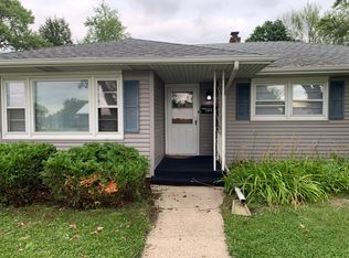 1303 Westchester Dr, Rockford, IL 61107