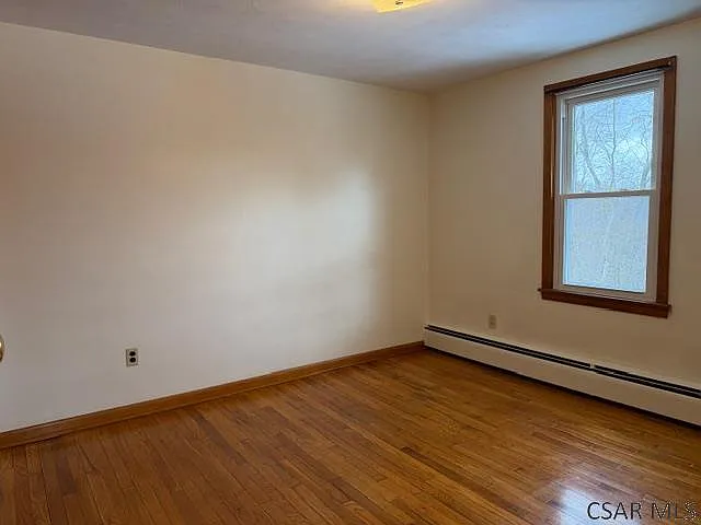 927 East Ave — Photo 8