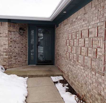 2nd image of 8541 Brookhill Ct