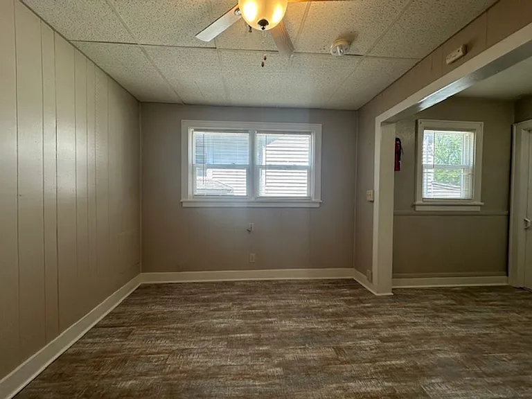 710 Benton St — Photo 9
