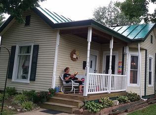 218 S Mulberry St, Rising Sun, IN 47040