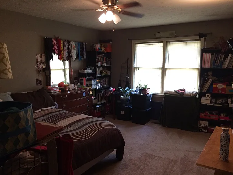 594 Macon Hwy — Photo 16