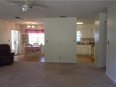 4th image of 125 22nd Ave