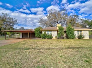 3207 SE 15th St, Del City, OK 73115