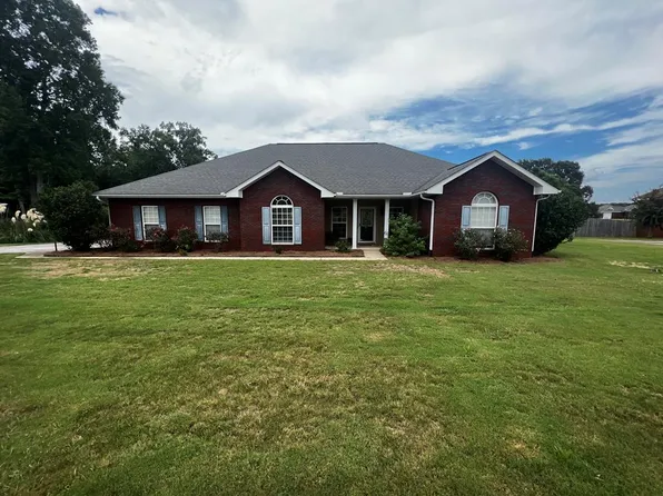 204 Shiloh Rd, Troy, AL 36081