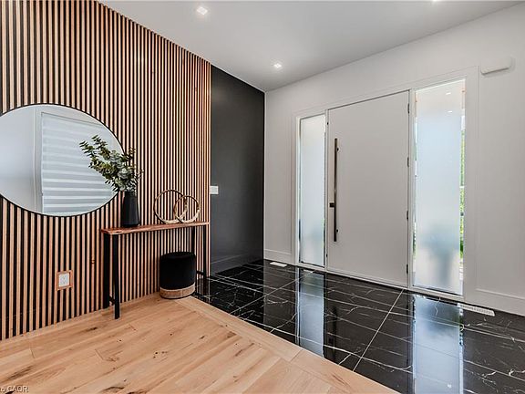 4th image of 320 Otterbein Rd