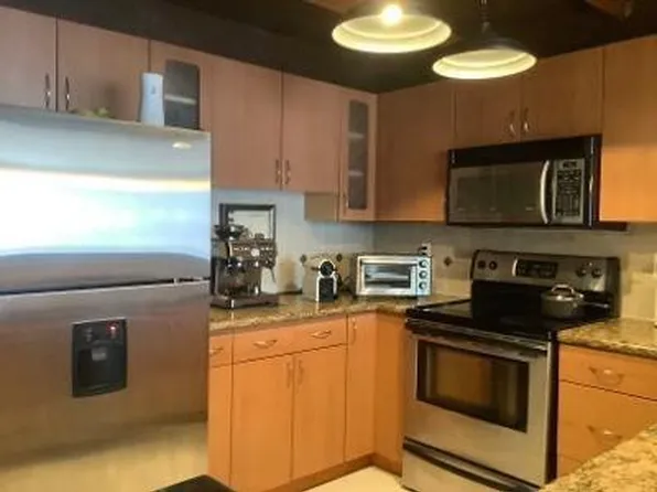 2306 S Cypress Bend Drive #218, Pompano Beach, FL 33069