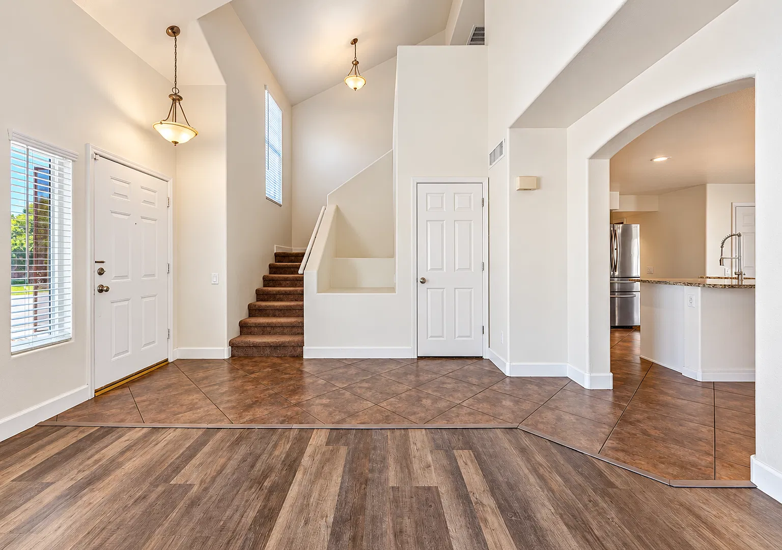 4-Bedroom Chandler Home with Pool, Solar & TWO Primary Suites! — Photo 3