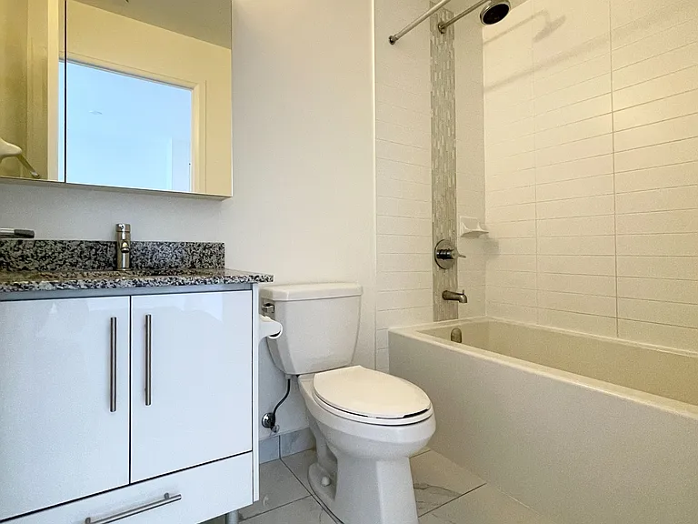 65 Oneida Cres #1206 — Photo 15