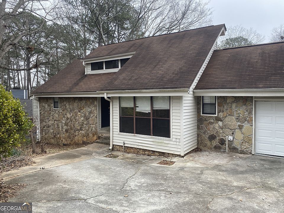 1st image of 3958 Cotswold Dr SW