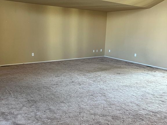 4th image of 641 W Lawndale Dr