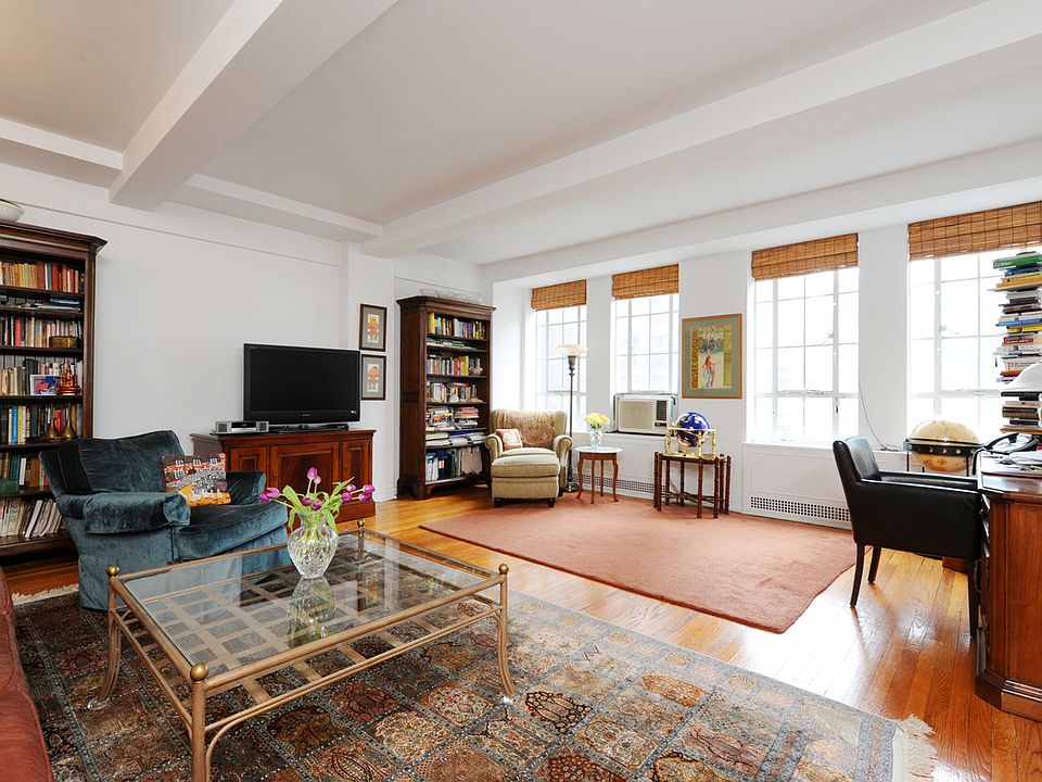 1st image of 340 W 57th St APT 12D