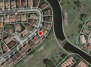 7013 Golf Pointe Cir, Tamarac, FL 33321