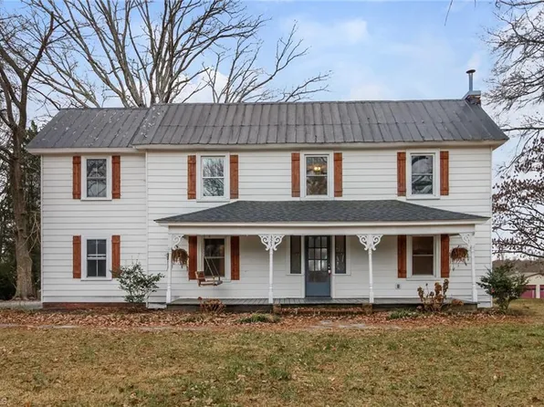 323 Anderson Rd, Eden, NC 27288