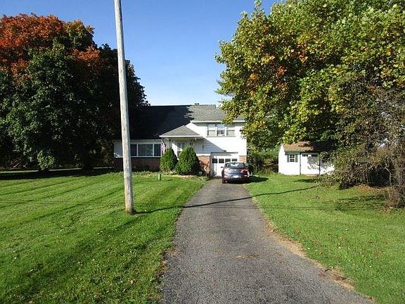 2nd image of 3303 Washington St