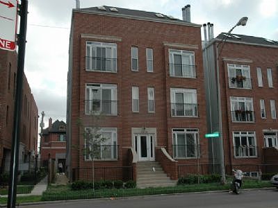 5th image of 1730 W Diversey Pkwy