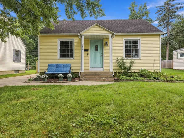 312 W 22nd St, Holland, MI 49423