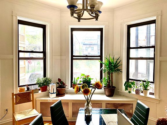 4th image of 4832 N Kenmore Ave APT 3