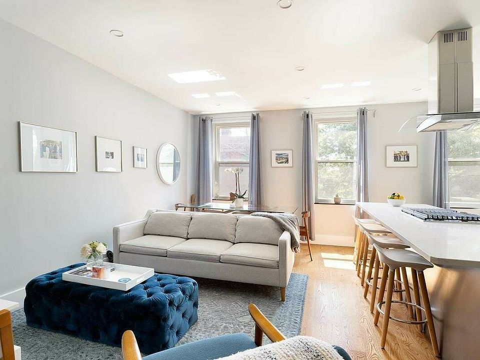 1st image of 584 Henry St APT 2